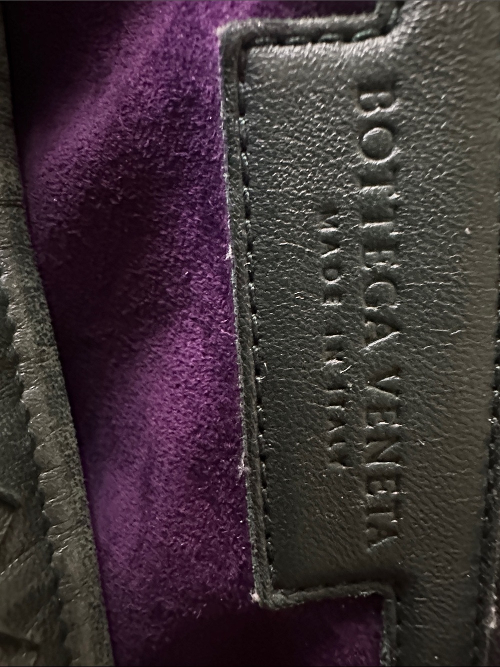 Bottega Veneta Dark Green Intrecciato Leather Shoulder Bag with Purple Interior - Picture 2 of 9
